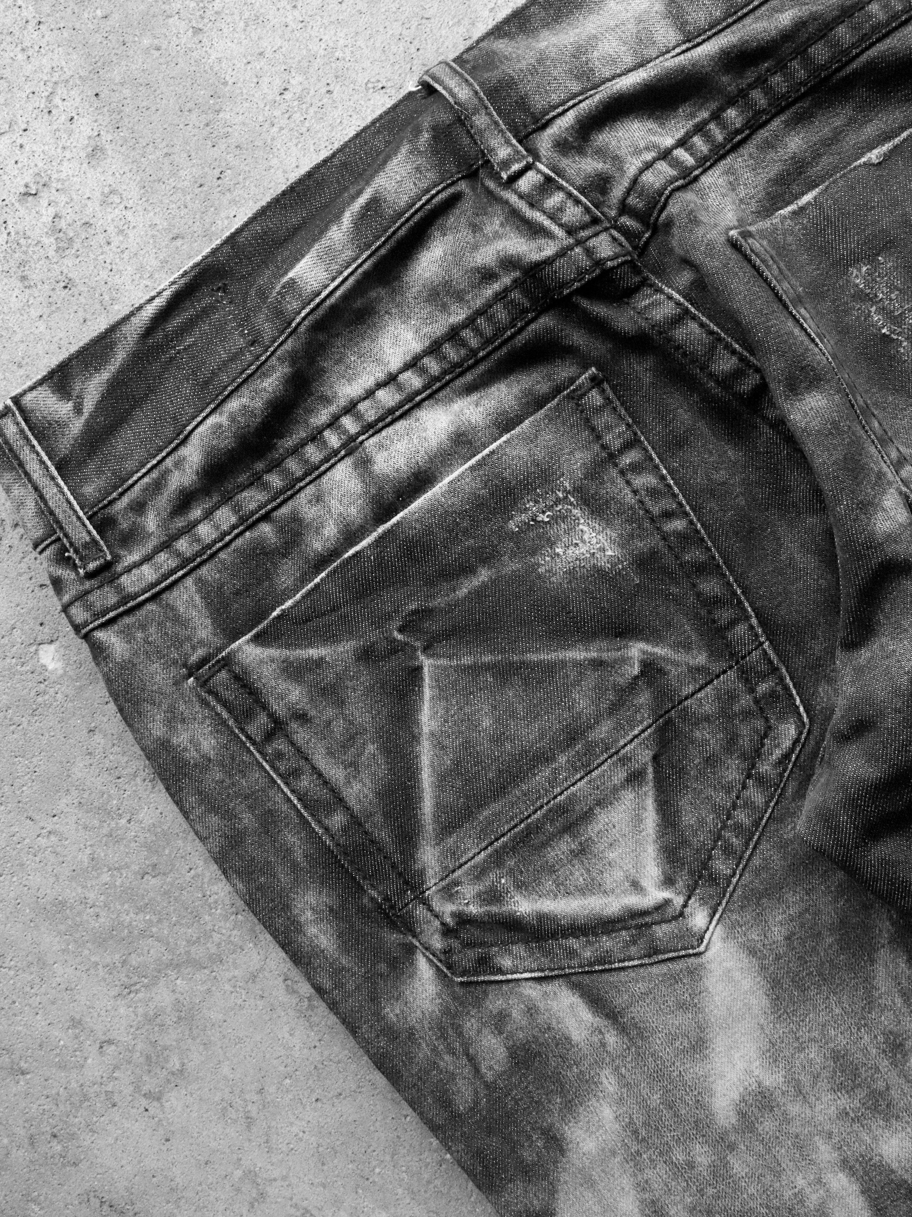 SEMANTIC DESIGN STONE WASH DENIM