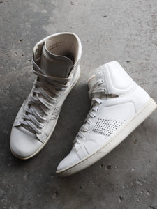 SAINT LAURENT PARIS SL/01H STUDDED SNEAKERS