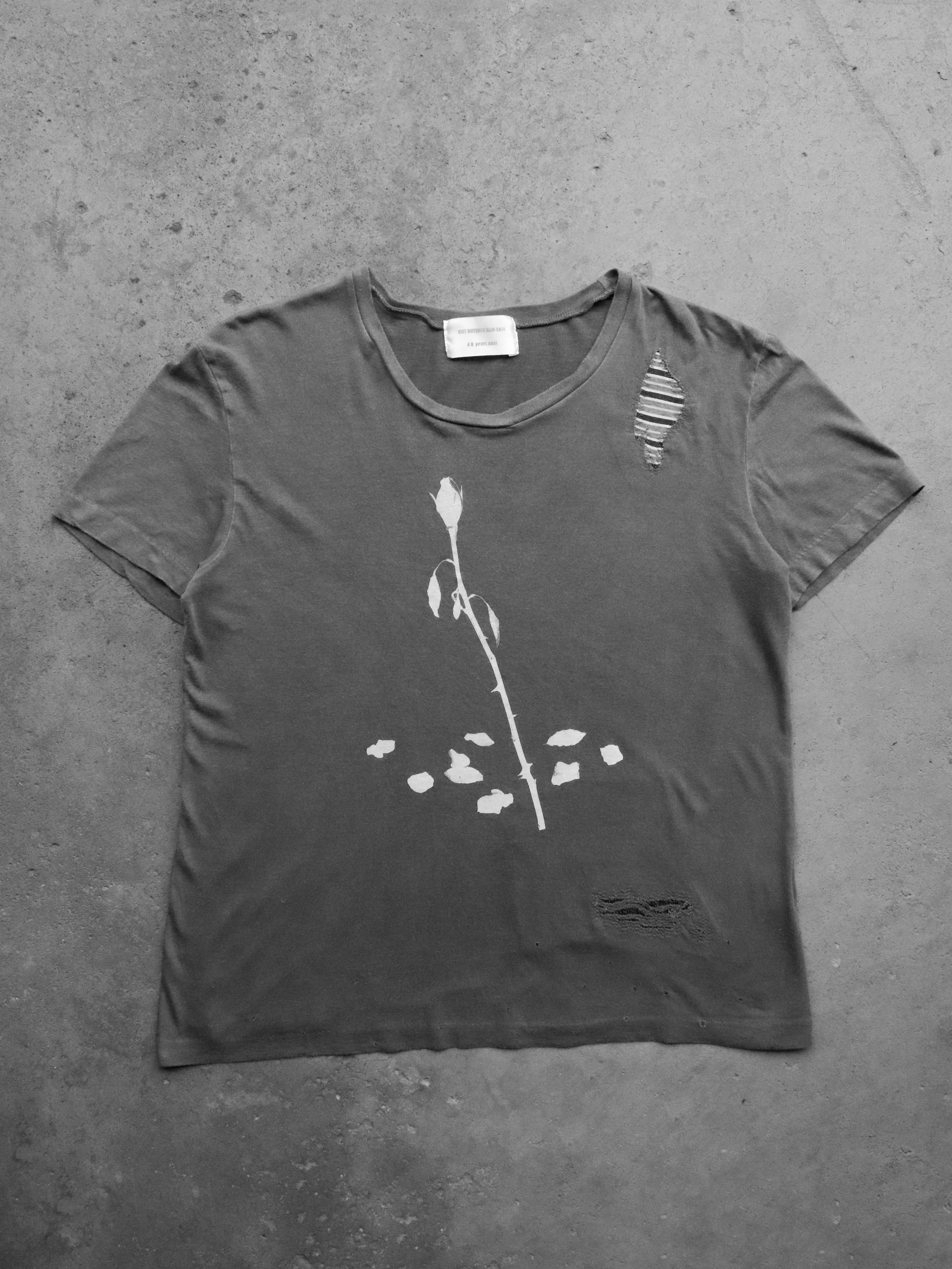 DIET BUTCHER SLIM SKIN SS11 FLOWER TEE