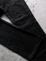 Load image into Gallery viewer, GOSTAR DE FUGA WAXED FLARE DENIM
