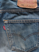 Load image into Gallery viewer, LEVIS 501 RELEASED HEM SAND WASH DENIM - 1990S - LOST ENDS FOUND
