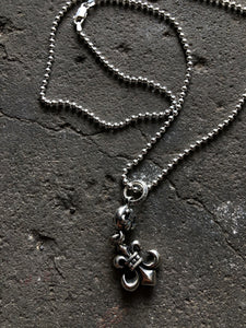 CHROME HEARTS FLEUR DE LIS PENDANT & CHAIN - LOST ENDS FOUND