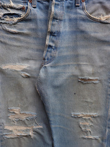 LEVI'S 501 FADED & REPAIRED DIRTY WASH DENIM - 1990S  ( 33 x 32 ) - LOST ENDS FOUND