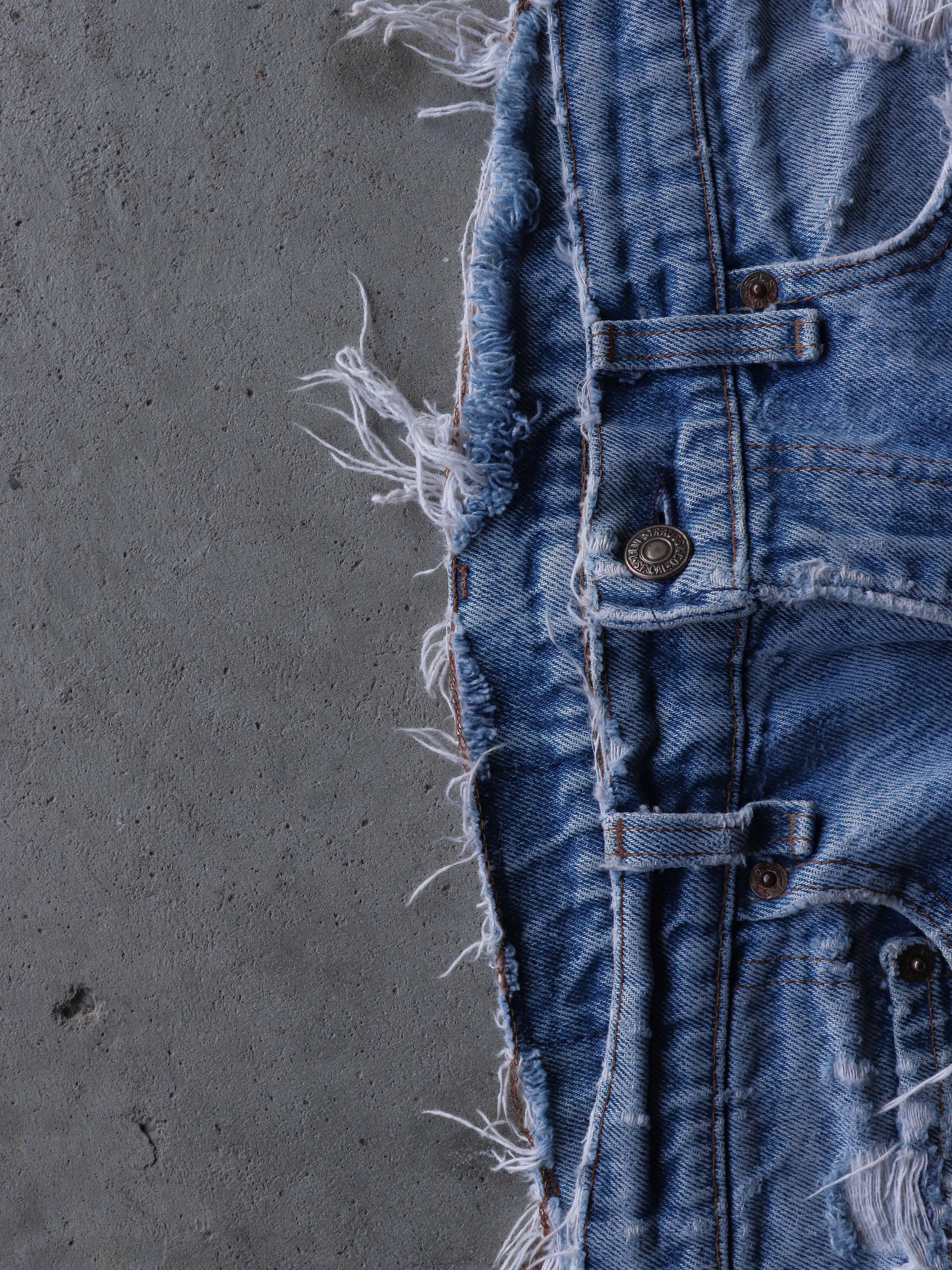 LEVI'S 505 REPAIRED & DISTRESSED INDIGO DENIM - 1990S