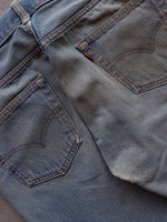 Load image into Gallery viewer, LEVI&#39;S 501 FADED &amp; REPAIRED DIRTY WASH DENIM - 1990S  ( 33 x 32 ) - LOST ENDS FOUND
