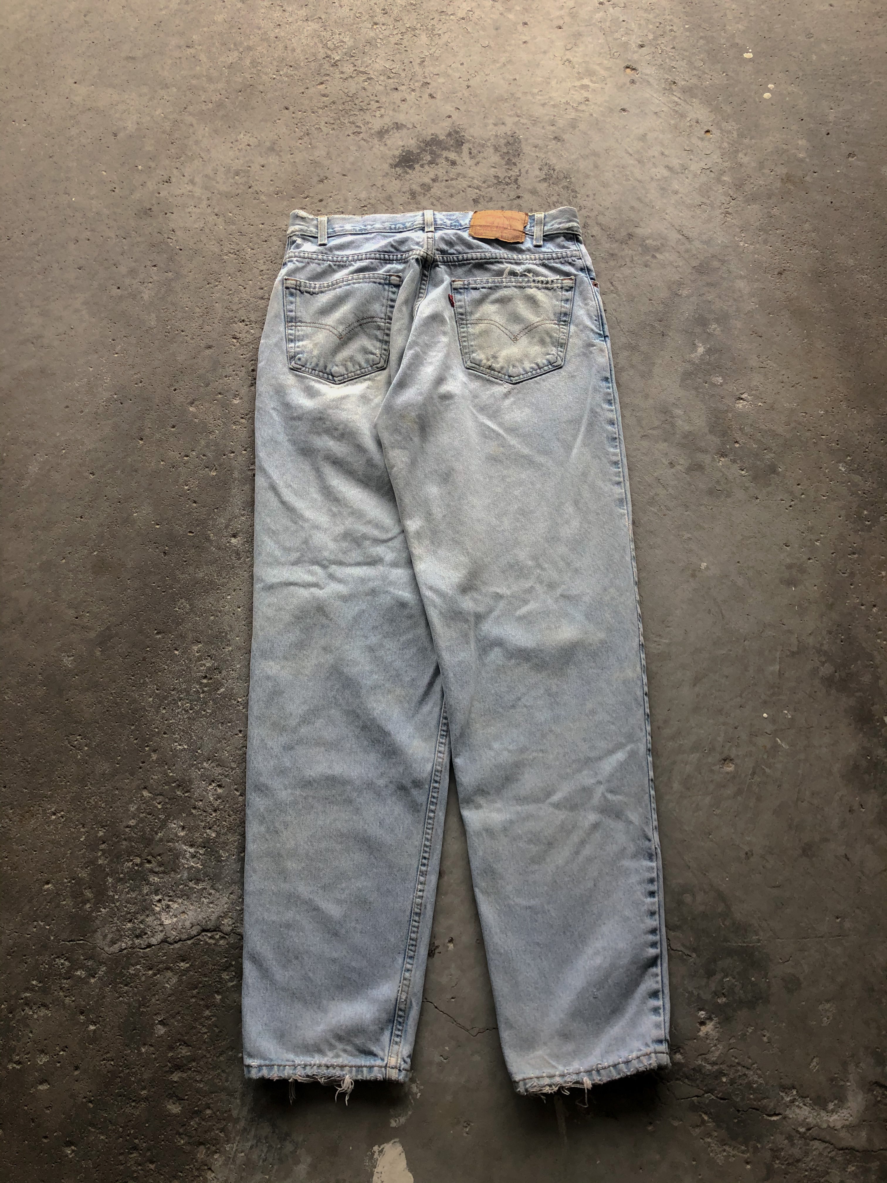 LEVI’S 560 REPAIRED LIGHT WASH DENIM - 1990S - LOST ENDS FOUND