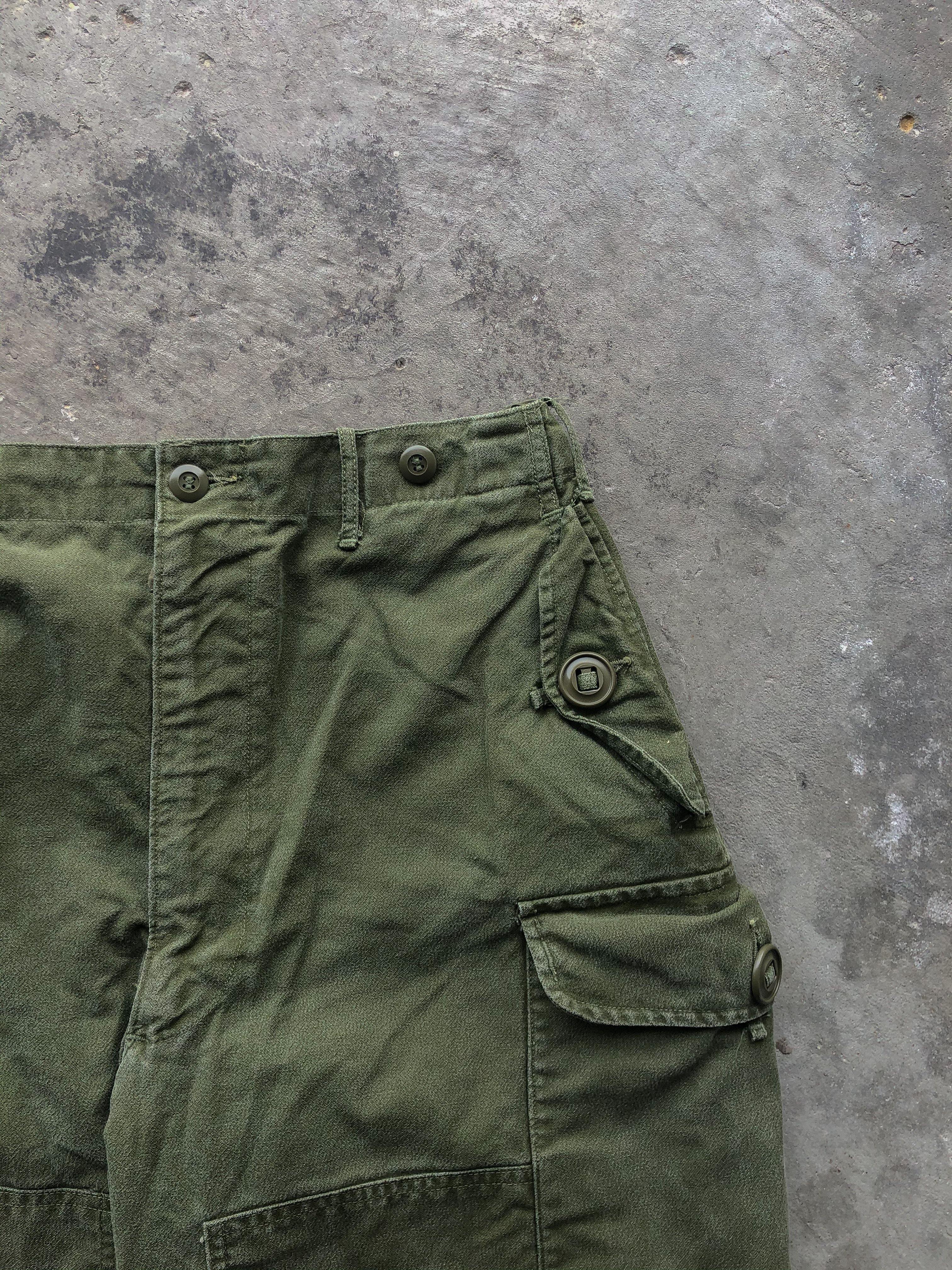 FADED DOUBLE KNEE MILITARY FATIGUE PANTS - 1960S - LOST ENDS FOUND