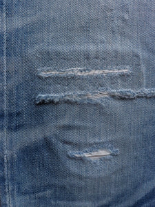 LEVI'S 501 LVC FADED & REPAIRED INDIGO DENIM - 2000S  ( 29 x 32 ) - LOST ENDS FOUND