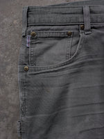 Load image into Gallery viewer, CARHARTT SINGLE KNEE WORK PANTS - 2000S - LOST ENDS FOUND
