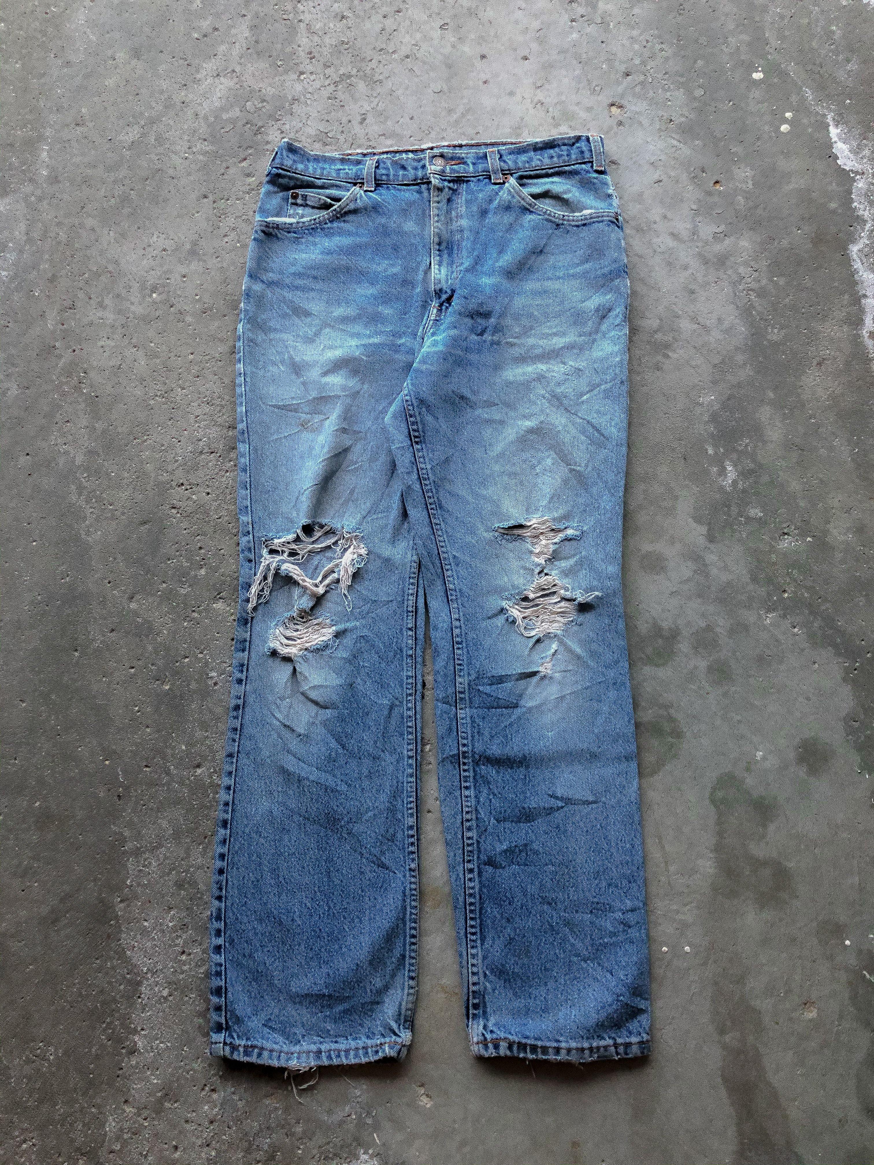 LEVI’S 619 DISTRESSED ORANGE TAB DENIM - 1990s - LOST ENDS FOUND