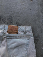 Load image into Gallery viewer, LEVI’S 550 CREAM RELEASED HEM DENIM - 1990S - LOST ENDS FOUND
